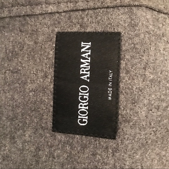 Beautiful wool Giorgio Armani blazer.